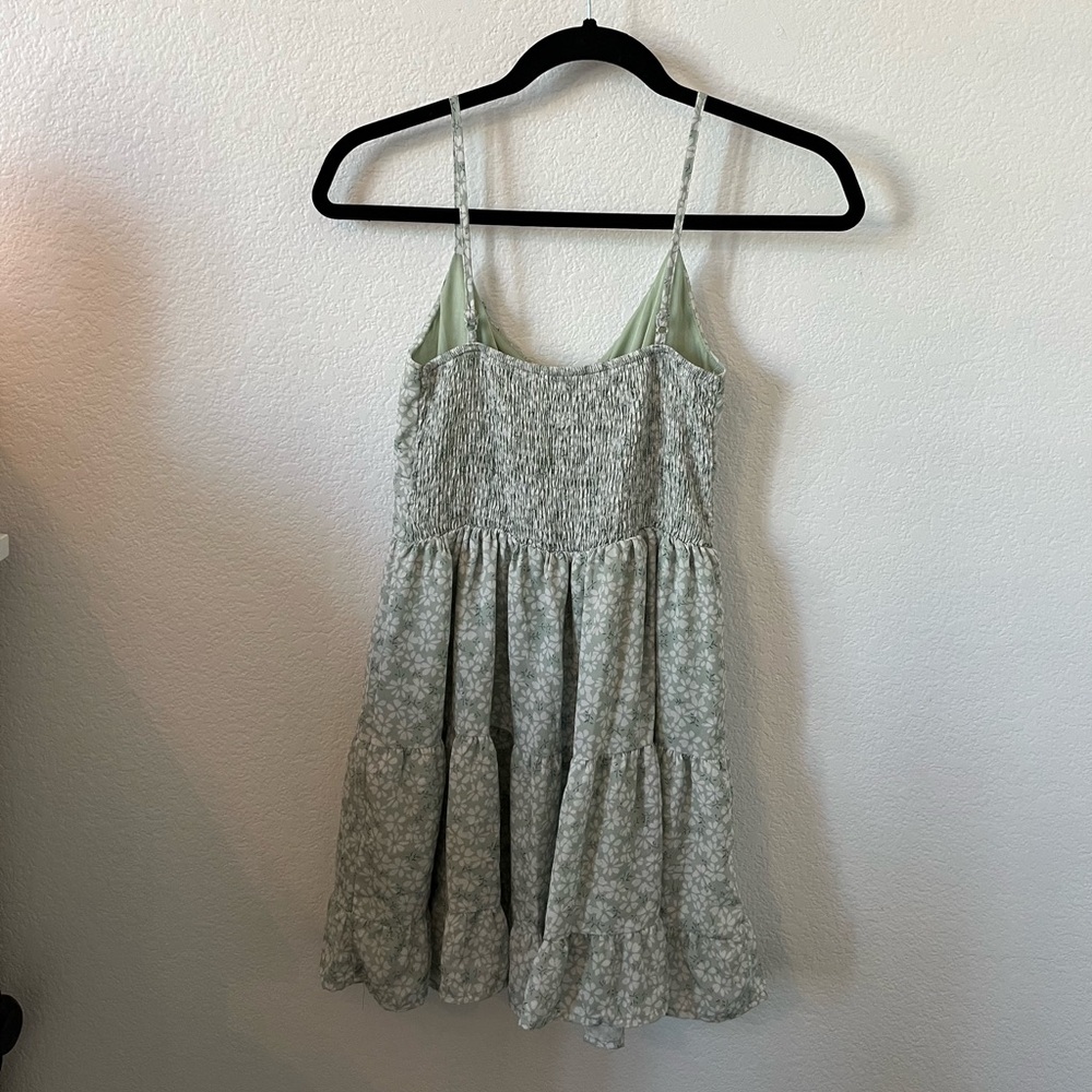 SHEIN Green Floral Dress with Spaghetti Straps - Picture 2 of 4